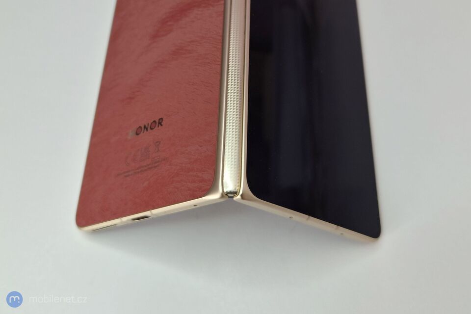 Honor Magic V6