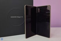 Honor Magic V6