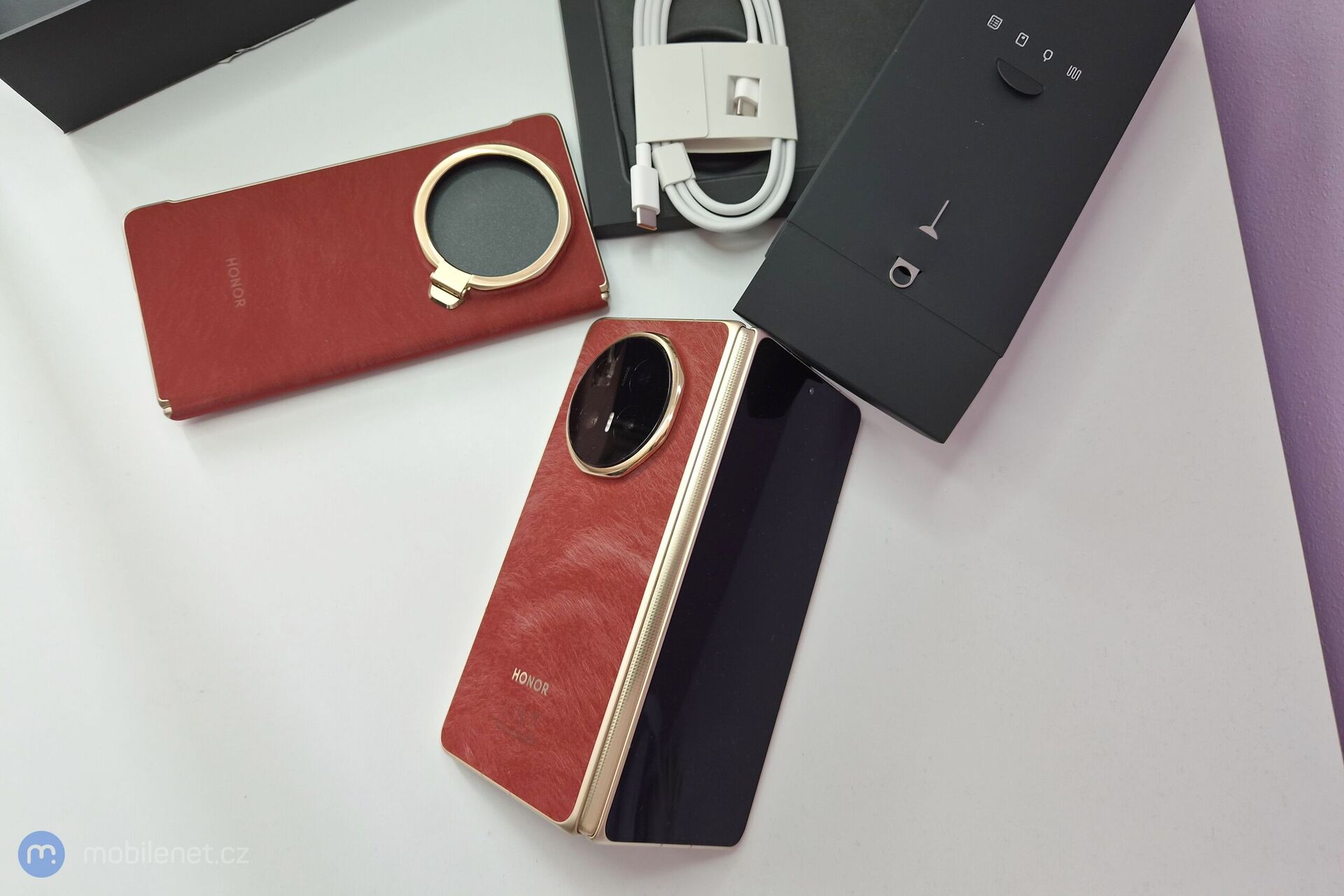 Honor Magic V6