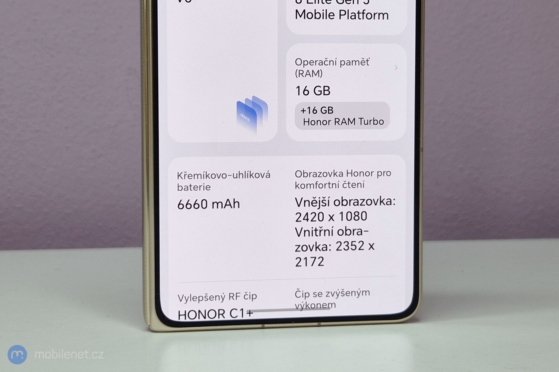 Honor Magic V6
