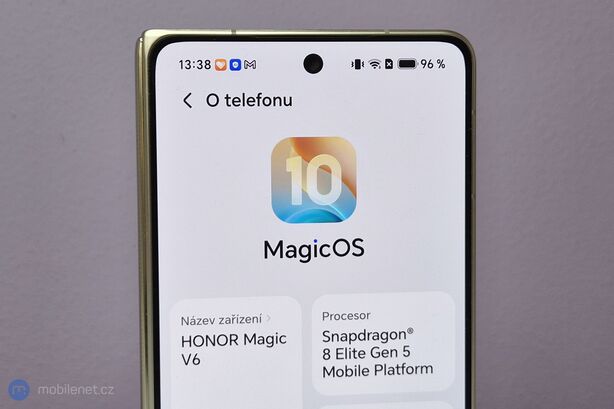 Honor Magic V6