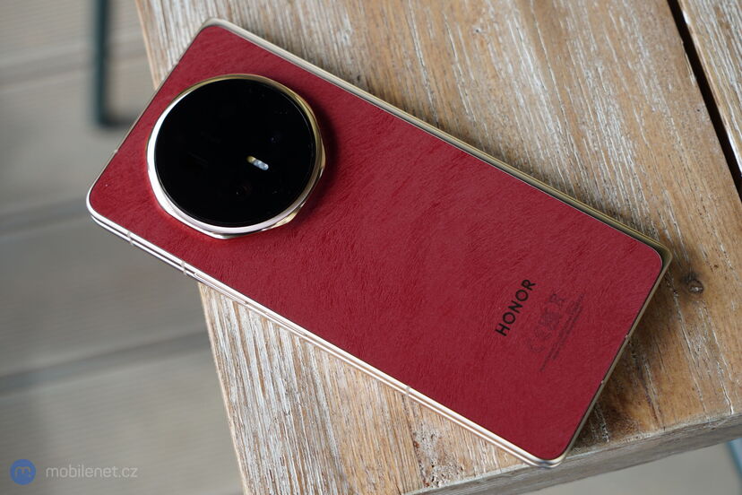 Honor Magic V6