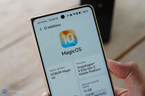Honor Magic V6