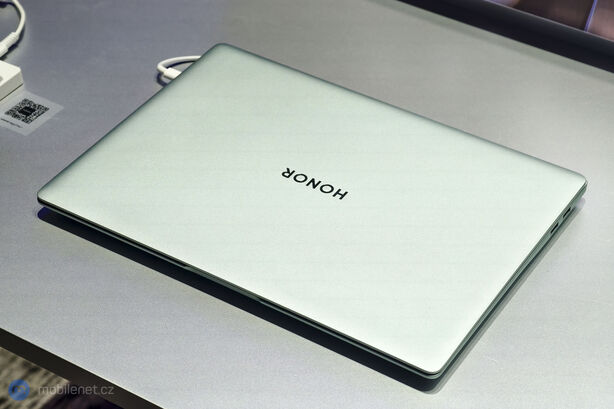 Honor MagicBook Pro 14