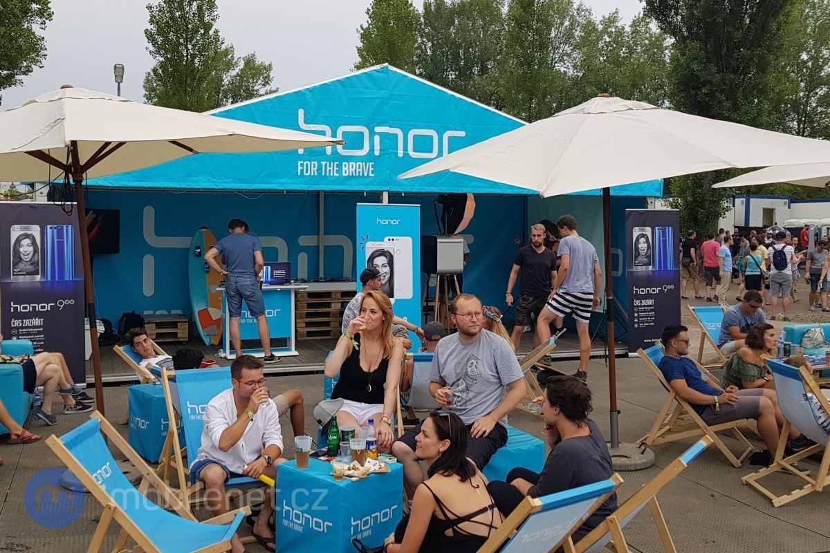 Honor na festivalu Colours of Ostrava