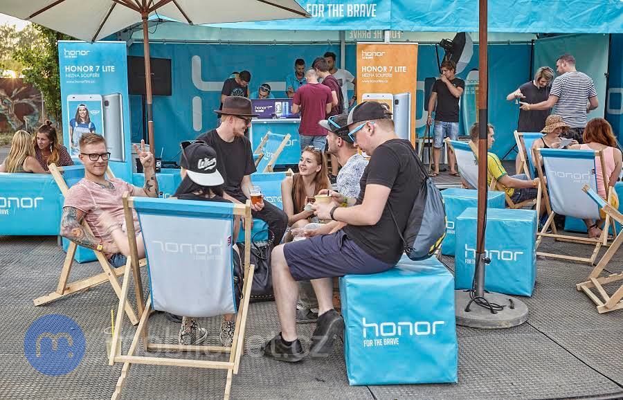 Honor na festivalu Colours of Ostrava