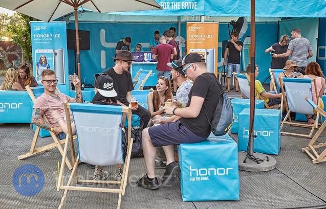 Honor na festivalu Colours of Ostrava