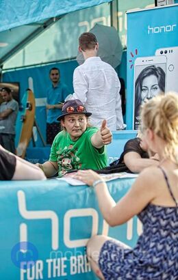 Honor na festivalu Colours of Ostrava