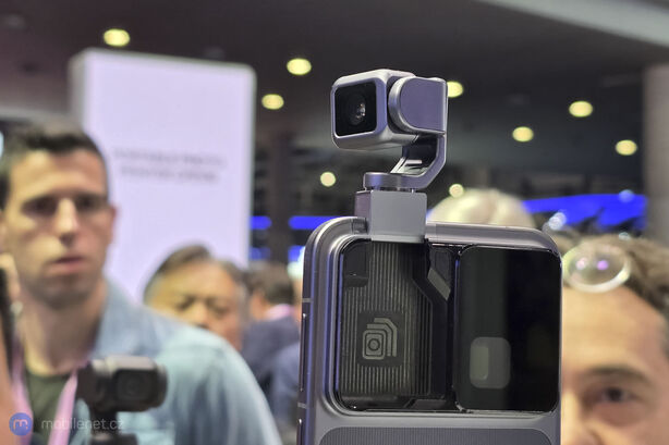 Honor Robot Phone