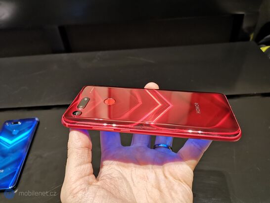 Honor View 20
