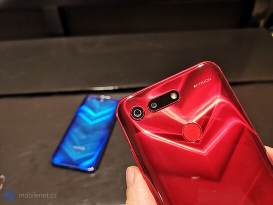 Honor View 20