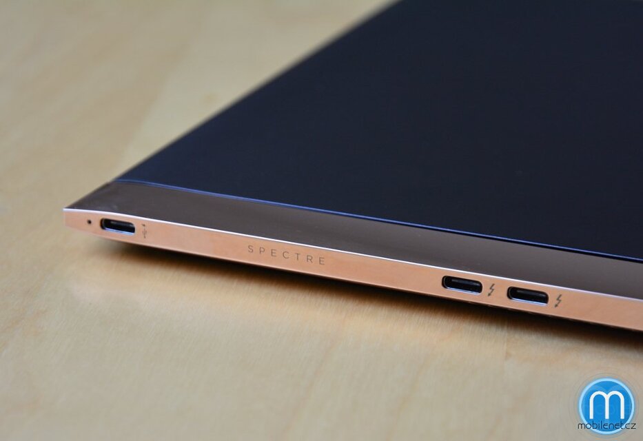 HP Spectre (2016)