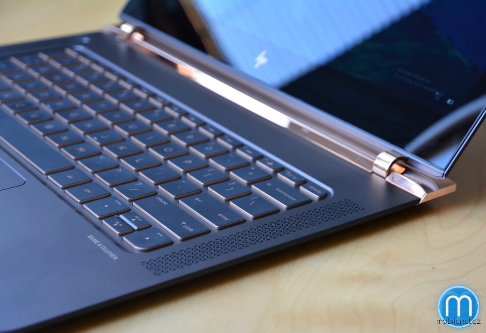 HP Spectre (2016)