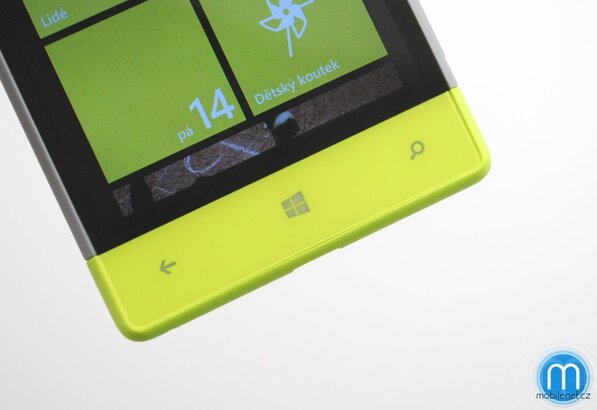 HTC 8S