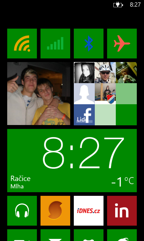 HTC 8S
