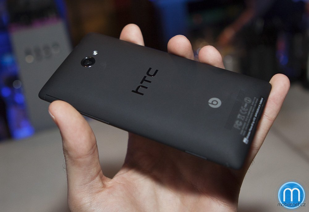 HTC 8X