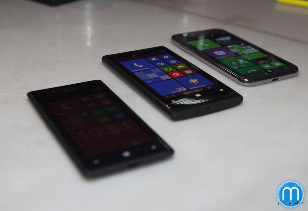 HTC 8X, Nokia Lumia 920 a Samsung ATIV S