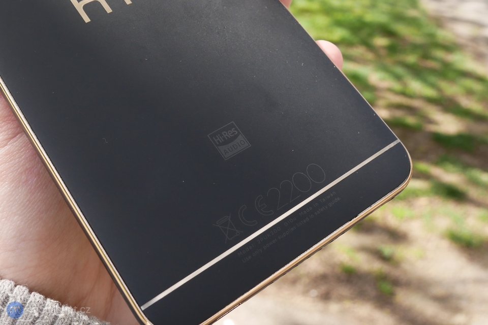 HTC Desire 10 Lifestyle