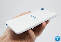 HTC Desire 820