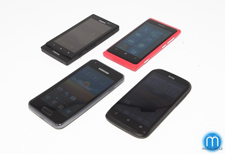 HTC Desire X vs. Sony Xperia sola vs. Nokia Lumia 800 vs. Samsung Galaxy S Advance