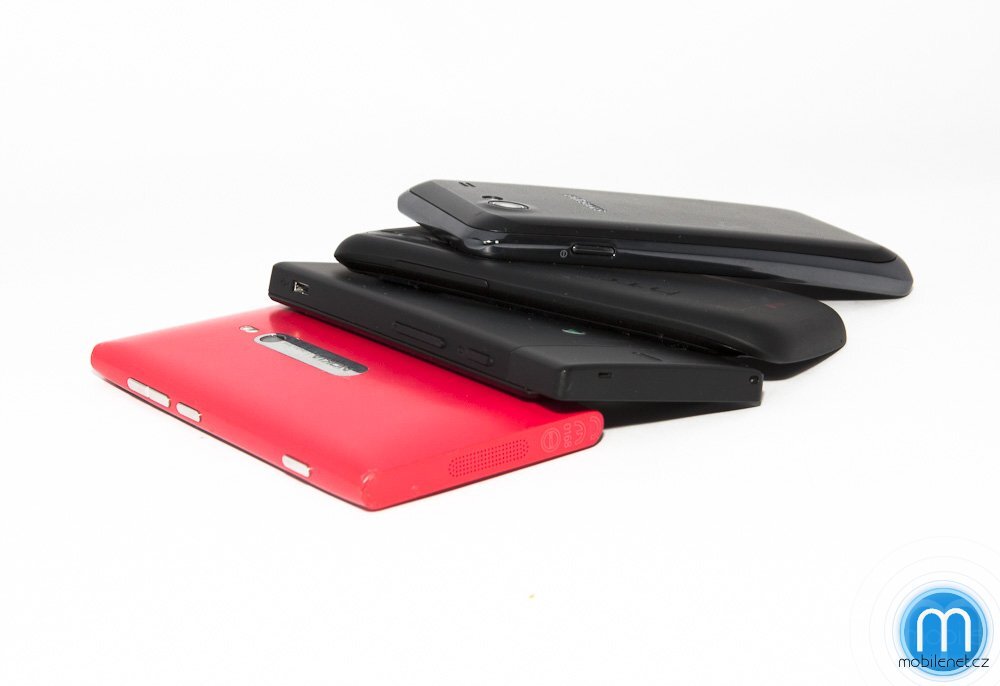 HTC Desire X vs. Sony Xperia sola vs. Nokia Lumia 800 vs. Samsung Galaxy S Advance