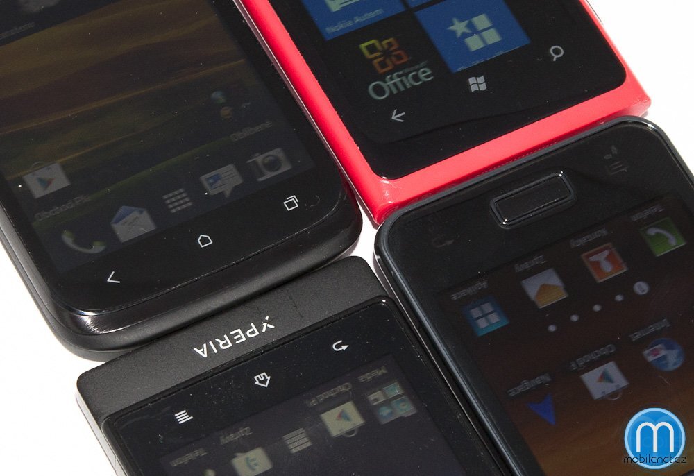 HTC Desire X vs. Sony Xperia sola vs. Nokia Lumia 800 vs. Samsung Galaxy S Advance