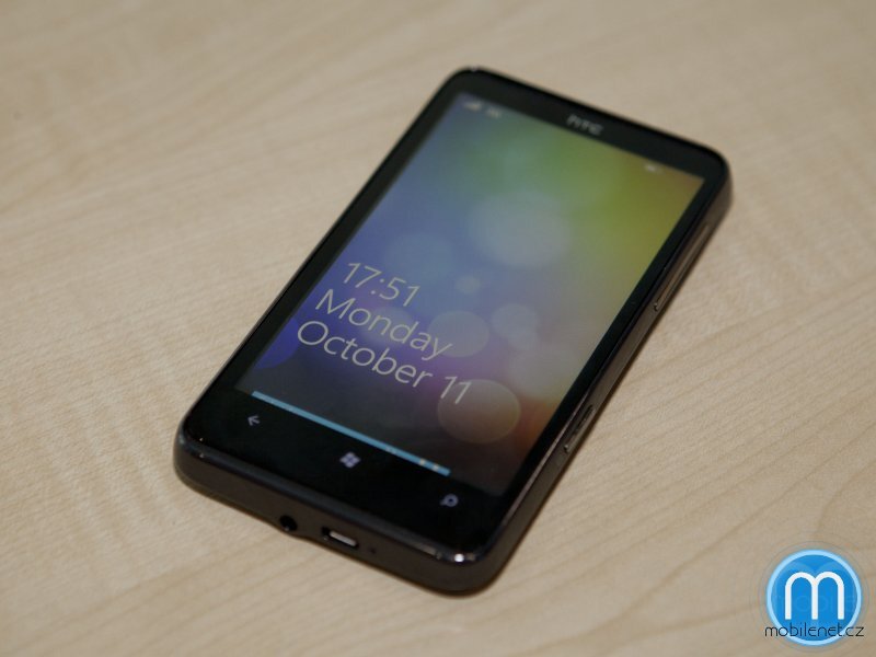 HTC HD7