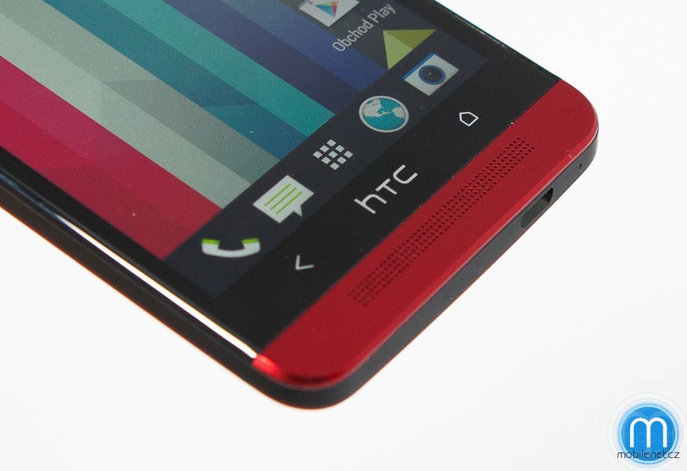 HTC One (červená)