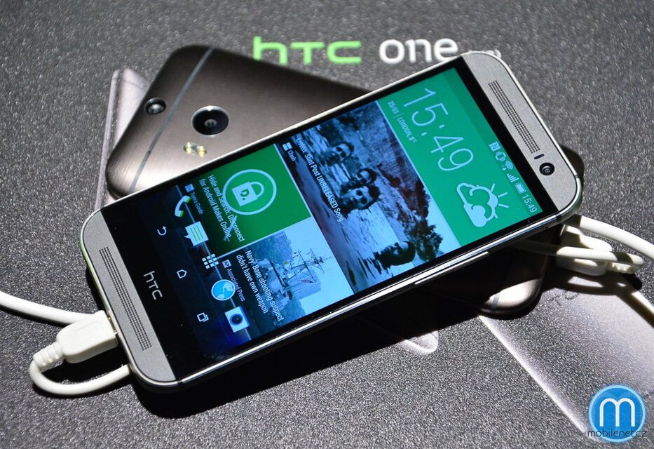 HTC One (M8)