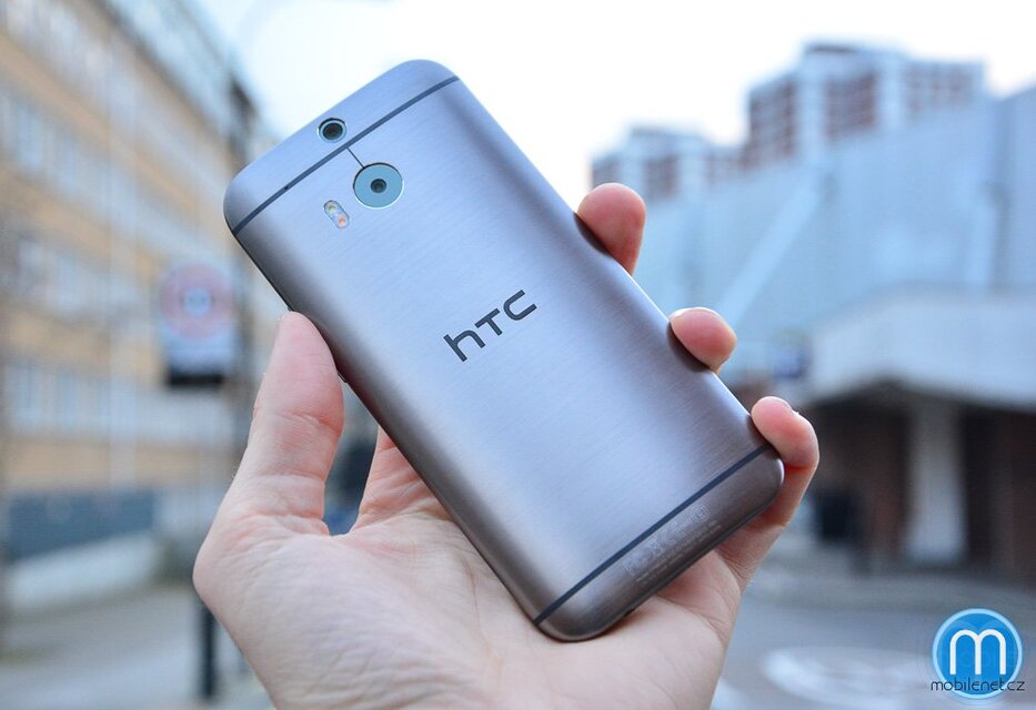 HTC One (M8)