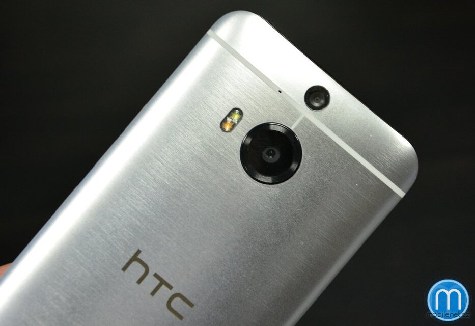 HTC One M9+