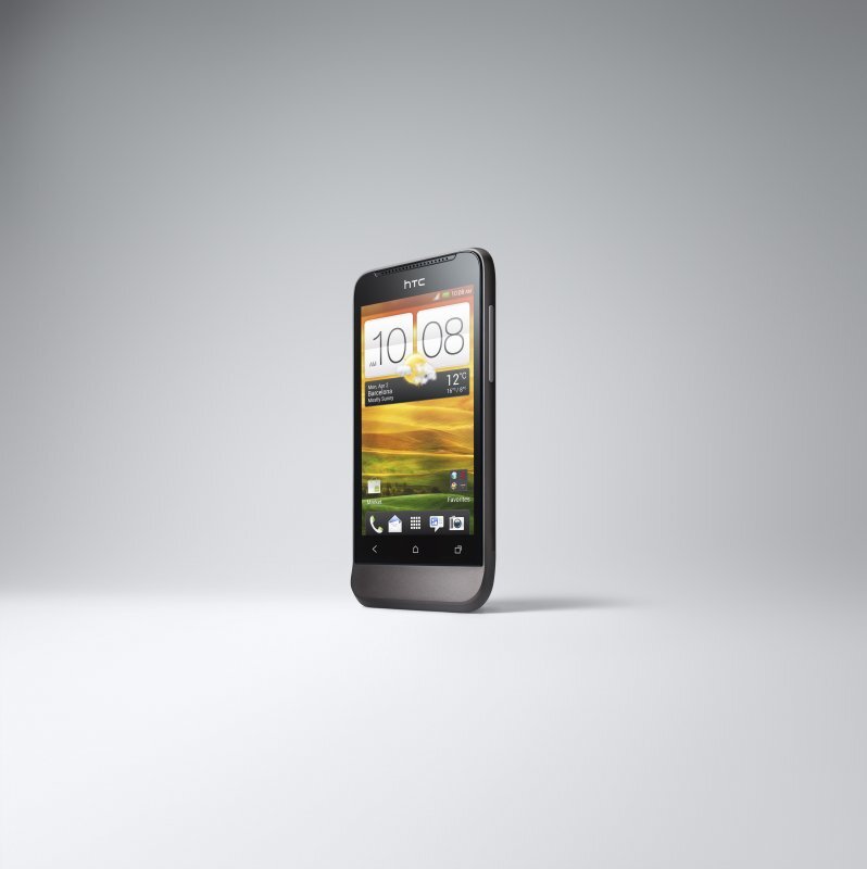 HTC One V