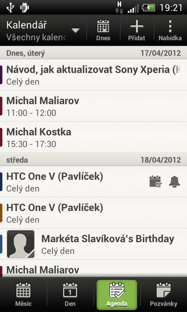 HTC One V