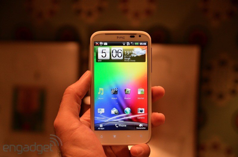 HTC Sensation XL - první živé fotografie