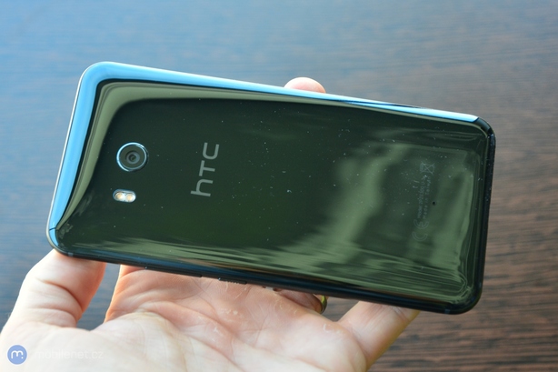 HTC U 11