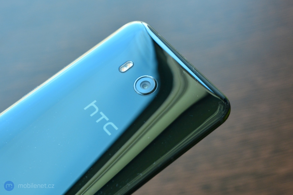 HTC U 11