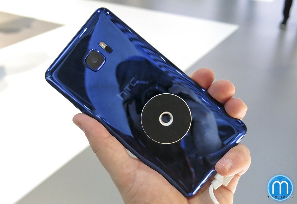 HTC U Ultra