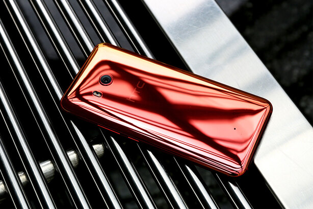 HTC U11