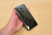 HTC U11+