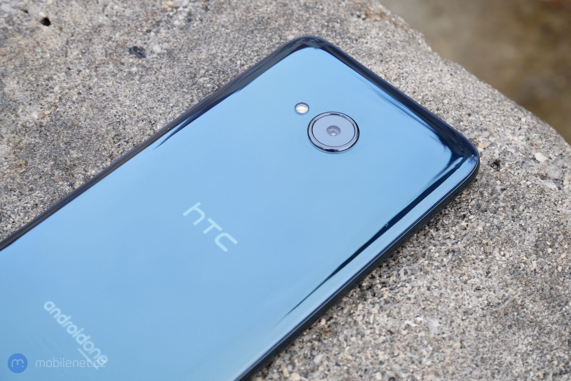 HTC U11 life