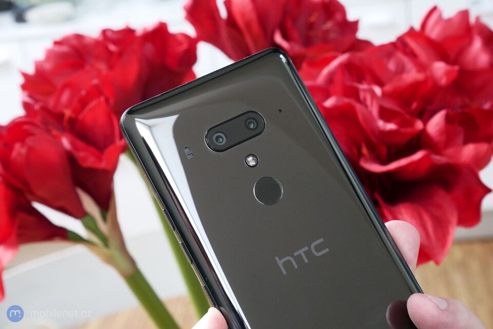 HTC U12+