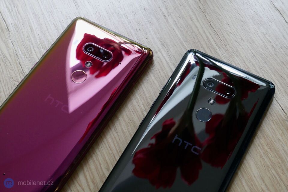 HTC U12+
