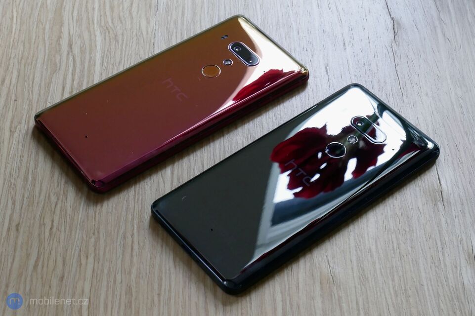 HTC U12+