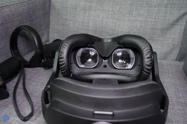 HTC Vive Focus 3