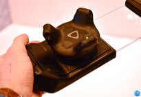 HTC Vive Tracker na příslušenství