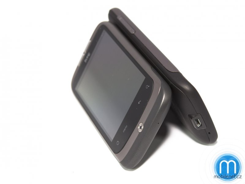 HTC Wildfire vs. HTC Desire