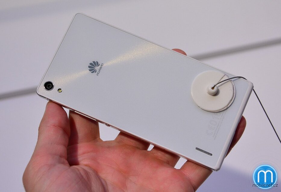 Huawei Ascend P7