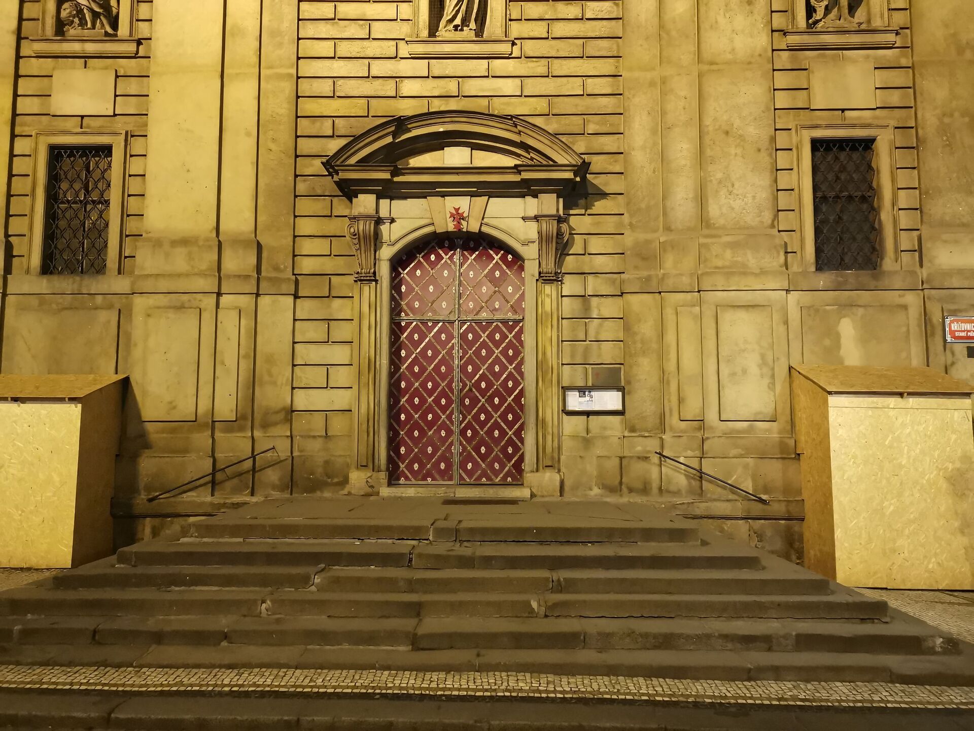 Huawei Mate 20 Pro noční režim