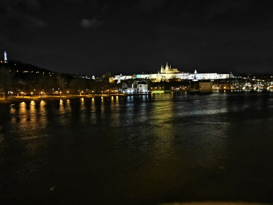 Huawei Mate 20 Pro noční režim