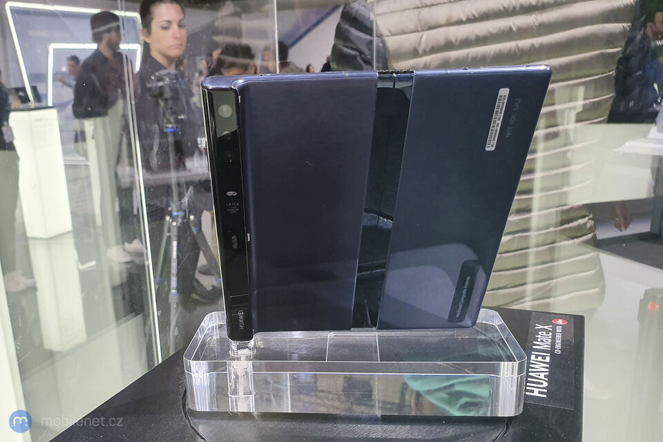 Huawei Mate X